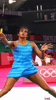 ड्रेस और स्कर्ट से लेकर हिजाब तक, देखें बैडमिंटन खिलाड़ियों का पहनावा