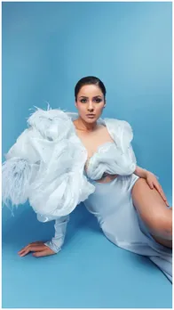 Shehnaaz Gill Pics: ब्लू गाउन और मदहोश अदाएं, शहनाज गिल ने ढाया कहर