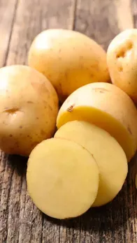 आलू खाने से हो सकती हैं ये दिक्कते!