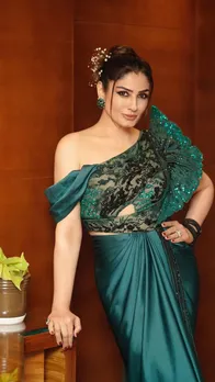 ग्रीन स्टाइलिश आउटफिट में क्या गजब की दिखीं रवीना टंडन, देखें