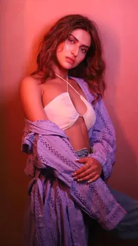 नूतन की पोती प्रनूतन ने पार की बोल्डनेस की हद