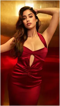 कॉफी विद करण में जान्हवी कपूर का हॉट अवतार, मैरून गाउन में ढाई कयामत