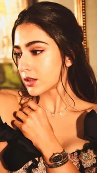 किताबों के प्यार में खोईं सारा अली खान, देखें तस्वीरें