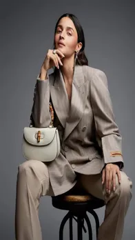 फॉर्मल से लेकर फंकी तक, देखें आलिया के अलग-अलग लुक