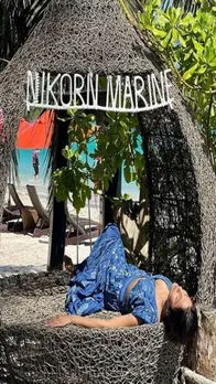 बीच पर धूप का आनंद लेती दिखीं शहनाज गिल, देखें खूबसूरत फोटोज