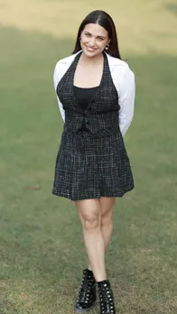 बेहद खूबसूरत हैं हिमांशा खुराना, तस्वीरें देख हो जाएगा यकीन