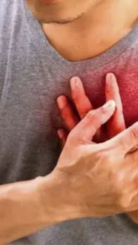 अपने हार्ट को इस तरह से रख सकते हैं हेल्दी, करें इन फूड्स को इग्नोर