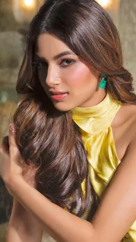 इस New Year 2021 ट्राई करें Harnaaz का ये hot look, करें सबको सरप्राइज
