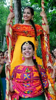 हरियाली तीज पर झूला झूलने से मिलेंगे ये फायदे, जानें