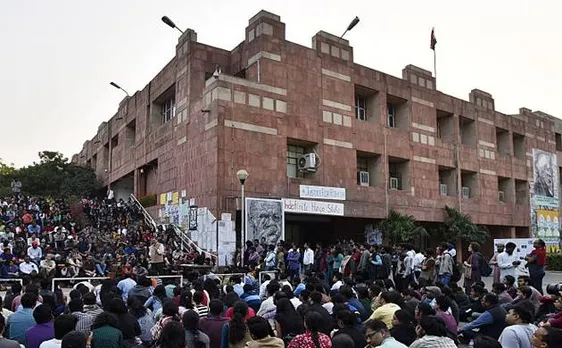 जेएनयू के शोध छात्र पर महिला ने लगाया रेप का आरोप, एफआईआर दर्ज