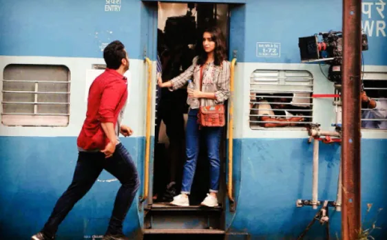 'हॉफ गर्लफ्रेंड' के लिए अर्जुन-श्रद्धा ने फिर दोहराया 'डीडीएलजे' का यादगार सीन