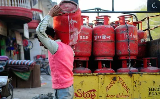 शनिवार से रसोई गैस सिलेंडर 2.03 रुपए हुआ महंगा