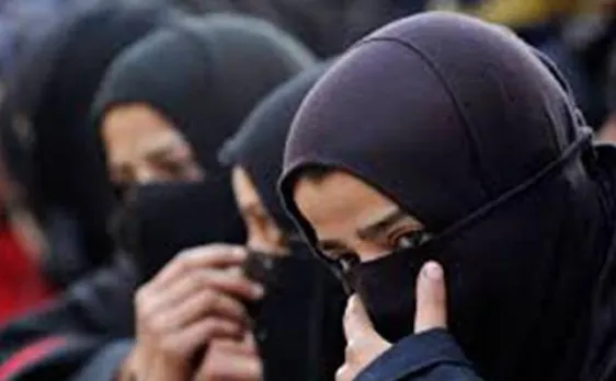 जानिये कितने देशों में लग चुका है ट्रिपल तलाक पर प्रतिबंध