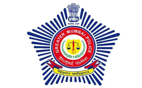 नशे मे धुत मुंबई पुलिस के कांस्टेबल का वीडियो वायरल, पुलिस ने विभागीय कार्रवाई शुरु की