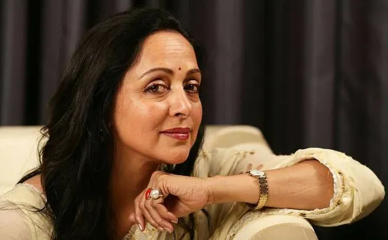 जन्मदिन विशेष- बॉलीवुड “ड्रीम गर्ल” हेमा मालिनी से जुड़ी ये 10 दिलचस्प बातें आप नहीं जानते होंगे