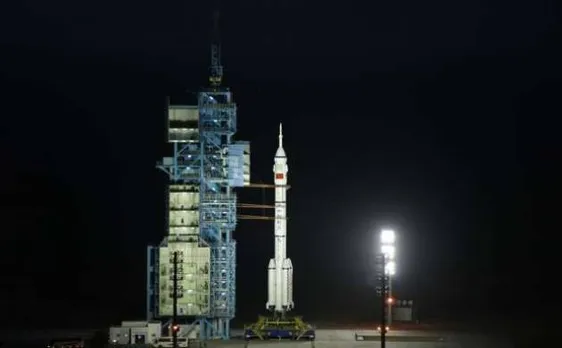 चीन का सबसे बड़ा मानवयुक्त अंतरिक्ष अभियान शुरू, 2022 तक स्थायी अंतरिक्ष स्टेशन स्थापित करने का लक्ष्य