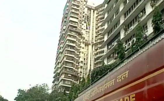 मुंबई: मेकर टावर की 20वीं मंजिल पर लगी आग, 2 की मौत