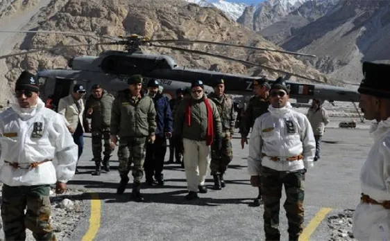 #Sandesh2Soldiers: सलमान से लेकर अक्षय तक सभी दे रहे हैं जवानों को दिवाली संदेश, पीएम मोदी कर रहे हैं रिट्वीट