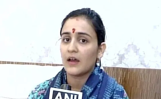मुलायम की बहू ने की मोदी की तारीफ, कहा जरूरत पड़ने पर फिर हो सर्जिकल स्ट्राइक