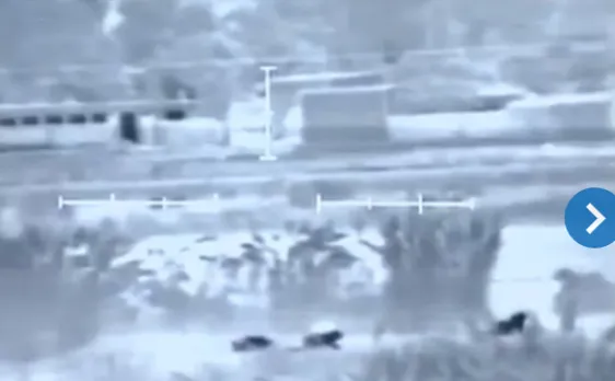 Video में देखें, घुसपैठ की कोशिश कर रहे पाकिस्‍तानी आतंकियों को BSF ने खदेड़ा