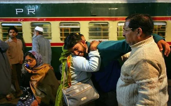 पाकिस्तान में भीषण रेल हादसा, 18 लोगों की मौत, 50 से ज्यादा लोग घायल