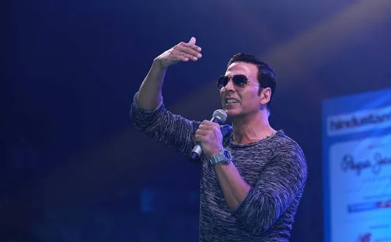 अक्षय ने ​किसानों के लिए फिर दिखाई दरिया​दिली, ​इस गांव को लिया गोद