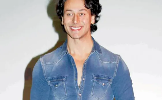 देखें ​वीडियो, जब टाइगर श्रॉफ के गाने 'बीट पे बूटी ' ने बच्चे को हंसाया