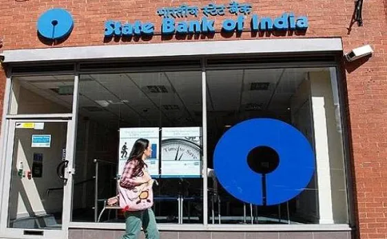 500 और 1000 रुपये के नोट को बंद करने के बाद से SBI में जमा हुए 53,000 करोड़ रुपये