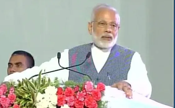 पुणे में बोले नरेंद्र मोदी : नोटबंदी पर किसानों को भ्रमित किया जा रहा है