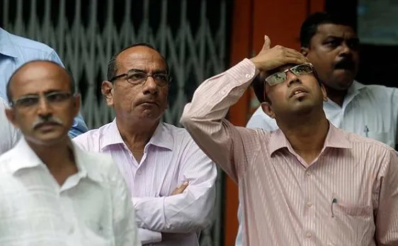 अमेरिकी स्टॉक और बॉन्ड में निवेश से टूटने लगा सेंसेक्स और निफ्टी