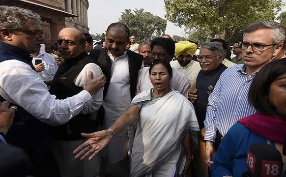 नोटबंदी के मुद्दे पर शीतकालीन सत्र का चौथा दिन भी हंगामे की भेंट चढ़ गया