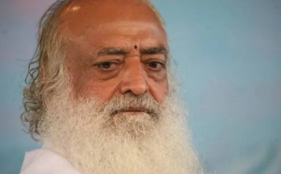 बढ़ सकती हैं आसाराम की मुश्किलें, गुजरात सरकार ने सु्प्रीम कोर्ट में जमानत का किया विरोध