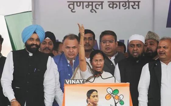 नोट बंदी पर बरसीं ममता बनर्जी, कहा बिग बाजार का बिग बॉस बन गया है देश का पीएम