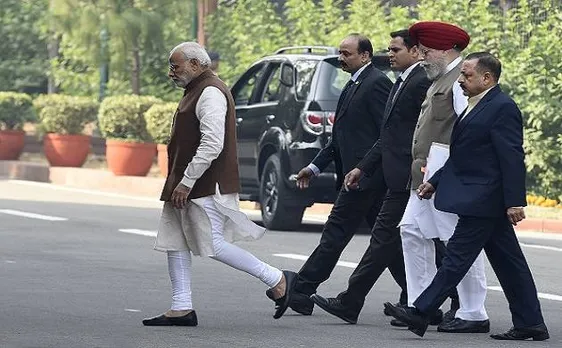 नोटबंदी से नाखुश रेटिंग एजेंसी, अब फिच ने की जीडीपी अनुमान में कटौती
