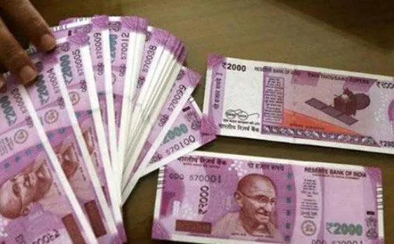 पश्चिम बंगाल: भाजपा नेता गिरफ्तार, पुलिस ने जब्त किया 33 लाख रुपये मूल्य के 2000 रुपये के नोट