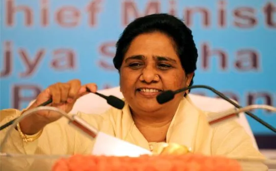 नोटबंदी से मोदी नहीं बल्कि नब्बे फीसदी लोग हो गए हैं फकीर: मायावती