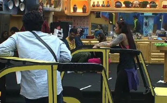 Bigg Boss 10: बानी और मनवीर गुर्जर बने टैक्सी ड्राइवर
