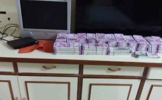 गुवाहाटी में CID की छापेमारी में एक कारोबारी के घर से 1 करोड़ 54 लाख रुपये के नए नोट बरामद