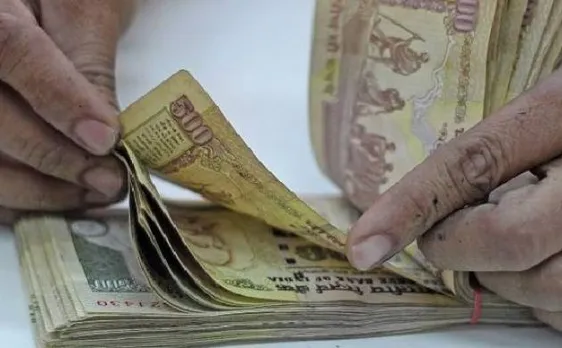 गुजरात में 5000 करोड़पतियों को मिला आयकर विभाग का नोटिस