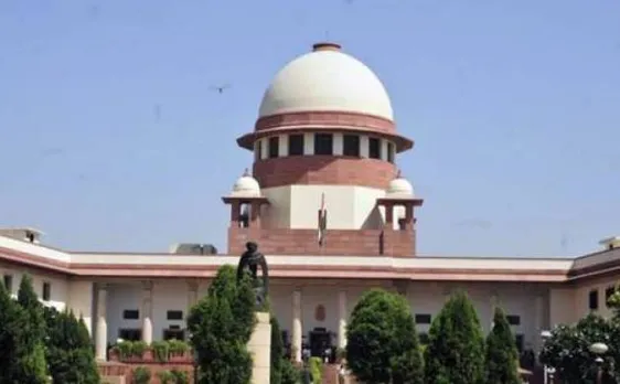 SC ने केंद्र से पूछा, कैसे कुछ लोगों के पास बड़ी संख्या में नए नोट आ गए