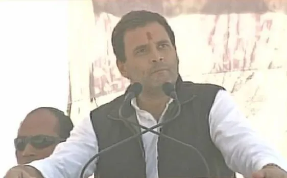 पीएम मोदी पर राहुल गांधी का वार, 'नोटबंदी आर्थिक डकैती है'