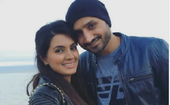 पहली बार सबके सामने आई हरभजन-गीता की बेटी की तस्वीर, देखें 'हिनाया' की पहली झलक