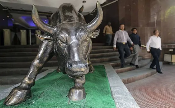 दिसंबर के तीसरे हफ्ते में डूबा 2.5 लाख करोड़ रुपये, बाजार के लिए आगे भी राहत नहीं