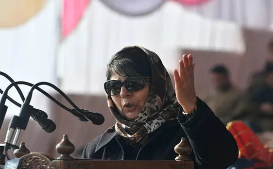 महबूबा मुफ्ती का बयान, राज्य में शांति बहाली के बाद भारत-पाकिस्तान संबंधों पर पड़ेगा ‘अच्छा असर’