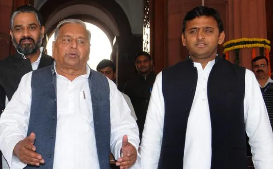 यूपी विधनसभा चुनाव: मुलायम के खिलाफ अखिलेश की बगावत, 235 सीटों पर उतारे अपने उम्मीदवार