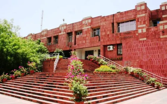 जेएनयू प्रोफेसर को भेजा गया नोटिस
