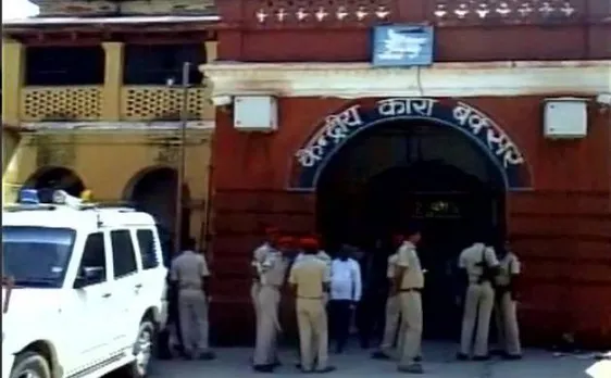 बिहार के बक्सर में 'जेलब्रेक', पांच कैदी फरार, तलाश में जुटी पुलिस