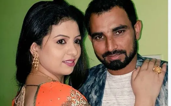 नववर्ष के मौके पर शमी ने सोशल साइट्स पर शेयर की पत्नी के साथ फोटो, शुरू हुआ विवाद