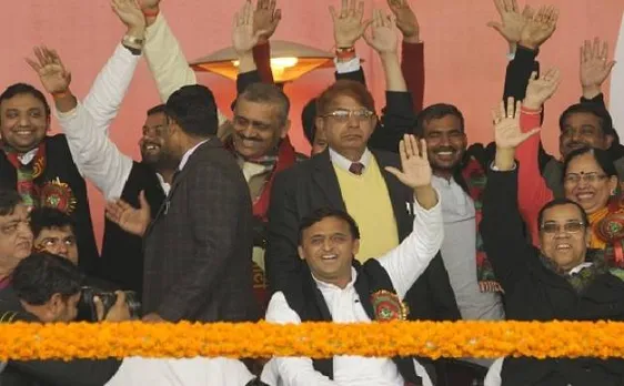 समाजवादी पार्टी में कलह के बीच बोले अखिलेश, 'कहां नट बोल्ट, कहां हथौड़ा इस्तेमाल करना है, सही से करेंगे'
