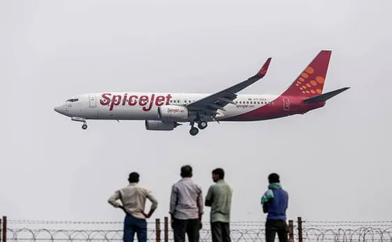 बेंगलुरू से दिल्ली आ रही विमान में तकनीकी खराबी के कारण IGI पर हुई इमरजेंसी लैंडिंग, सभी यात्री सुरक्षित